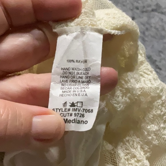 Cream lace Rayon open front  high low hem sleeveless vest like blouse Medium - Picture 11 of 11